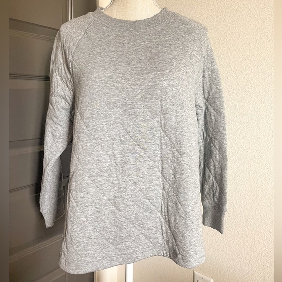 NWT Old Navy Maternity Grey Sweater, Size Small - Picture 1 of 10